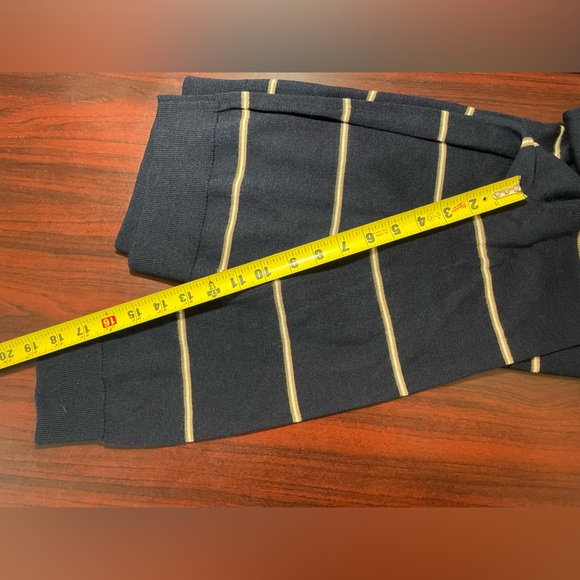 New- Banana Republic 100% Merino Wool Man Sz M (1112) - Picture 3 of 5